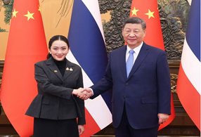 Presidente Xi Jinping se reúne com o primeiro -ministro da Tailândia Paetongtarn Shinawatra